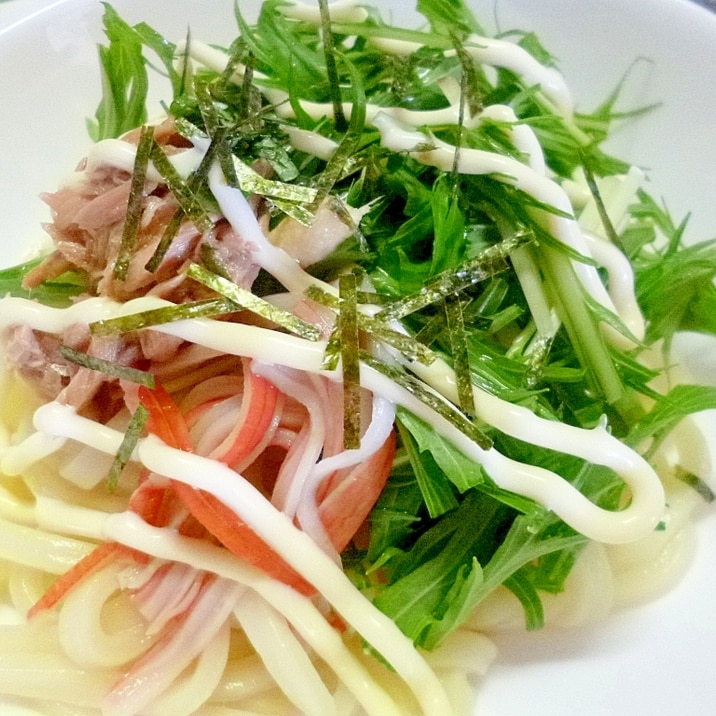 水菜のシャキシャキ冷やしサラダうどん